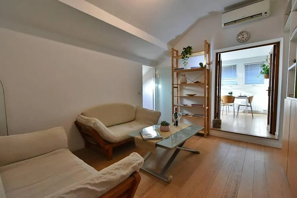 Apartment Lovely Arch Milan